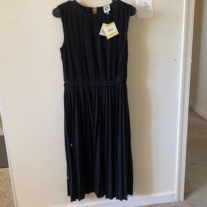 NWT Anne Klein black dress